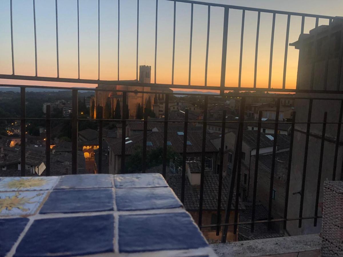 شقة La Terrazza Sul Duomo سيينا المظهر الخارجي الصورة