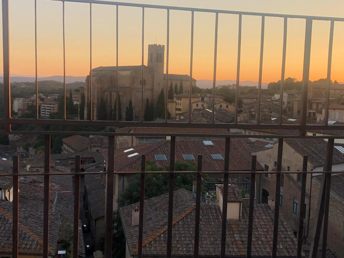 شقة La Terrazza Sul Duomo سيينا المظهر الخارجي الصورة