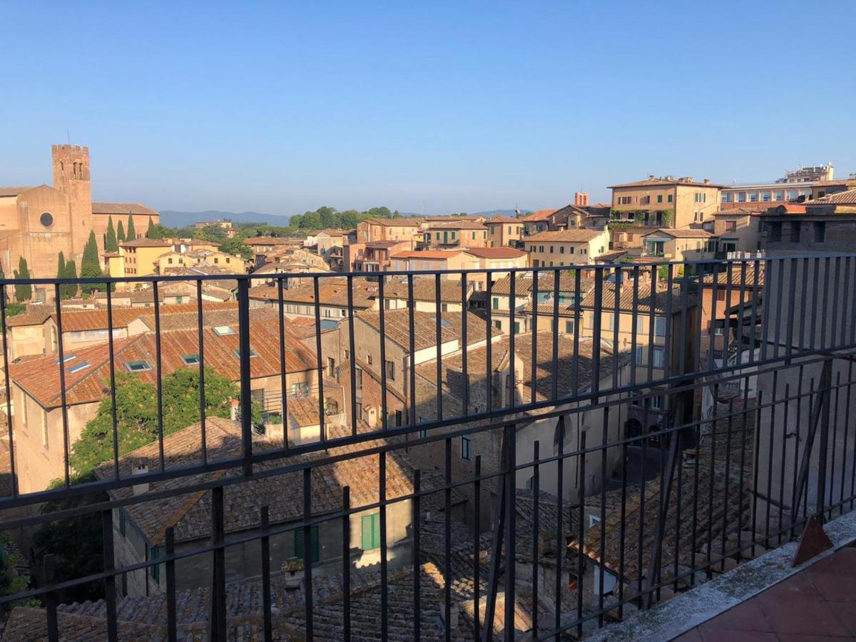 شقة La Terrazza Sul Duomo سيينا المظهر الخارجي الصورة